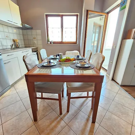 Apartman Neven Parking Place *
